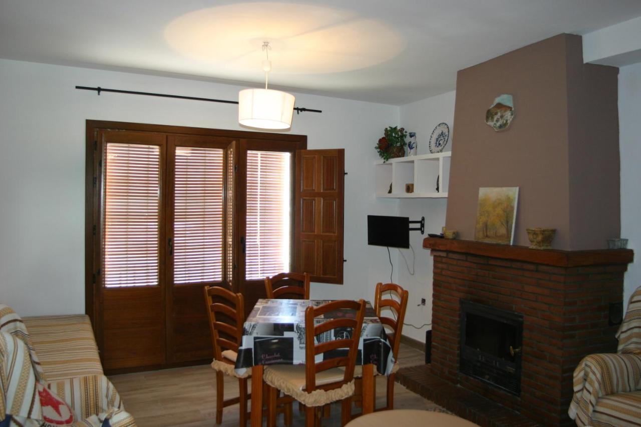 Apartamentos y Casas Rurales Las Terrazas de la Alpujarra Bubión Exterior foto